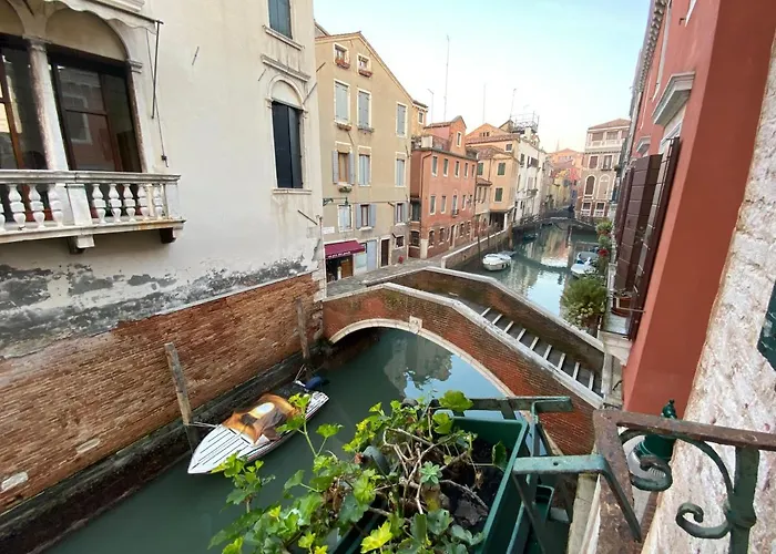 ゲストハウス Ca' Salicornia